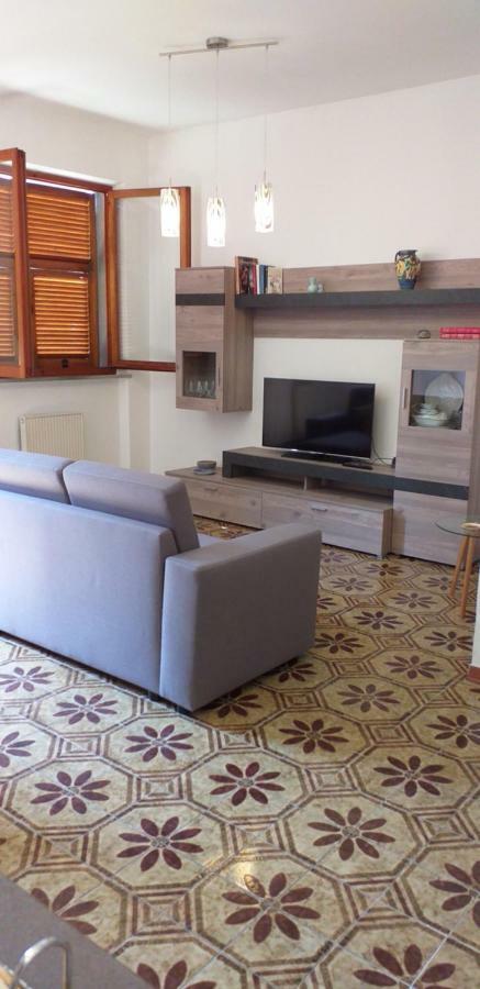 לריצ'י La Casa Del Pittore Anna House מראה חיצוני תמונה